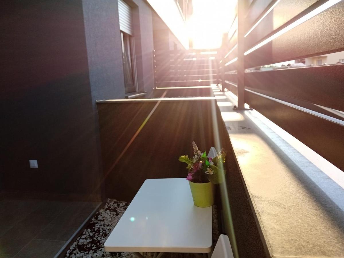 Apartment Paola With Free Private Parking Place Split Exterior foto