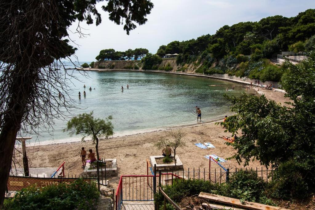 Apartment Paola With Free Private Parking Place Split Exterior foto