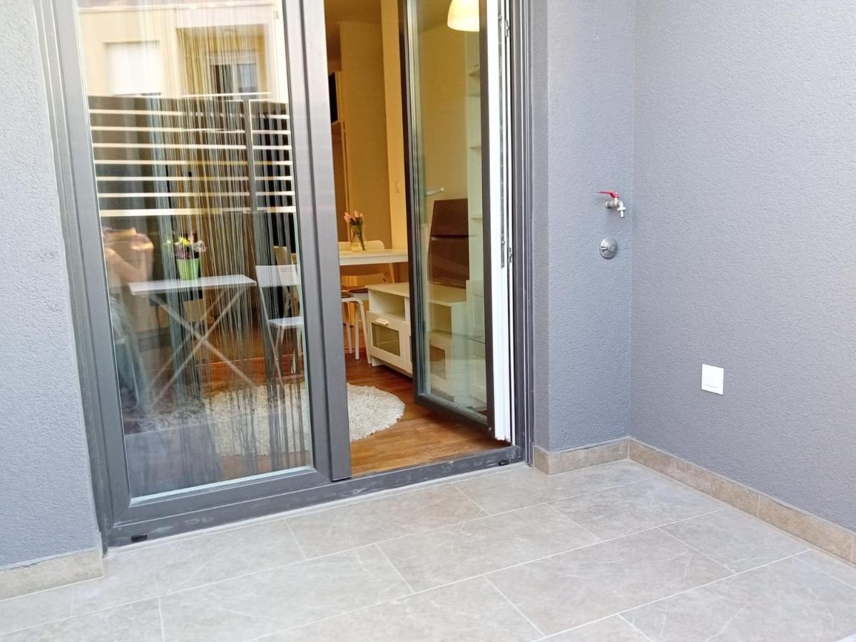 Apartment Paola With Free Private Parking Place Split Exterior foto